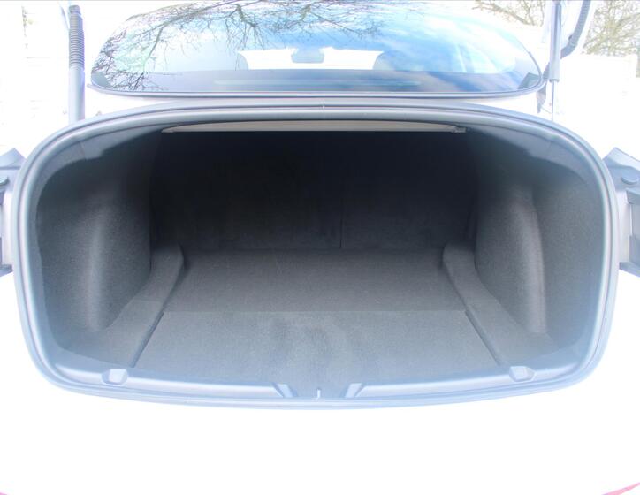 Tesla Model 3 10