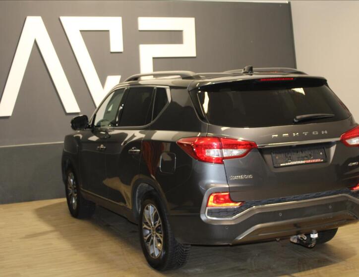 SsangYong Rexton 8