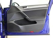 Volkswagen Golf 11