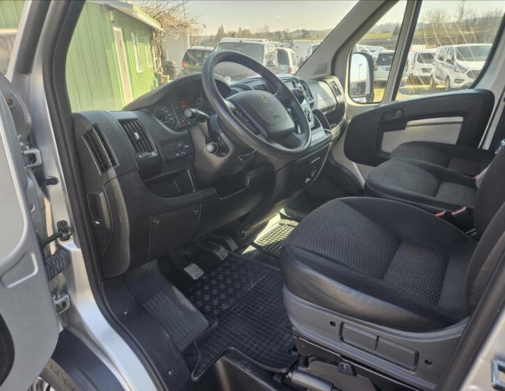 Peugeot Boxer 9