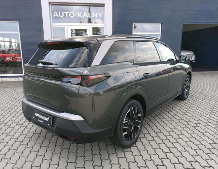 Peugeot 5008 4