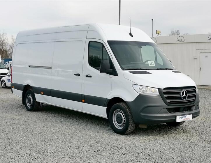 Mercedes-Benz Sprinter 2