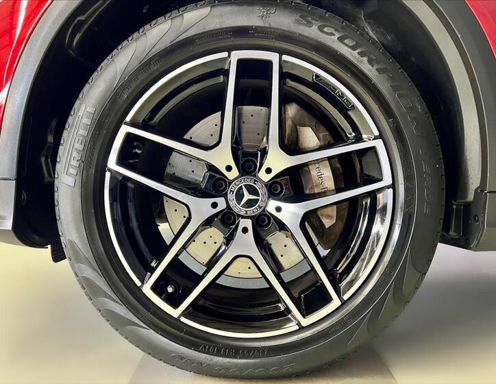 Mercedes-Benz GLC 9