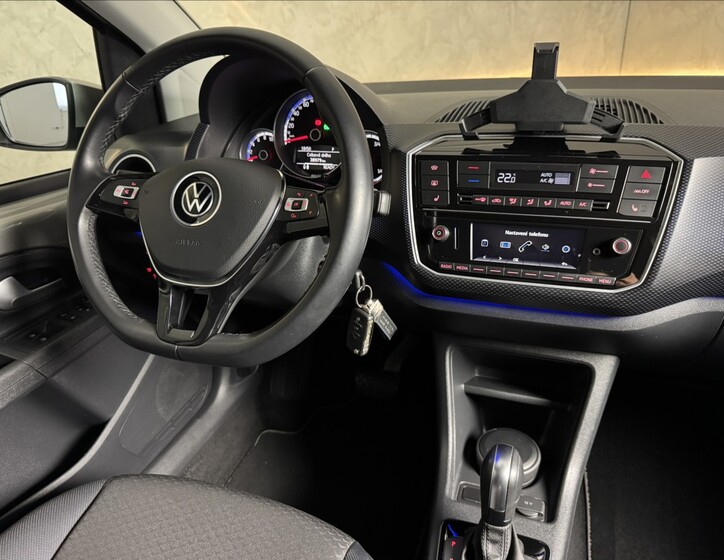 Volkswagen e-up! 19