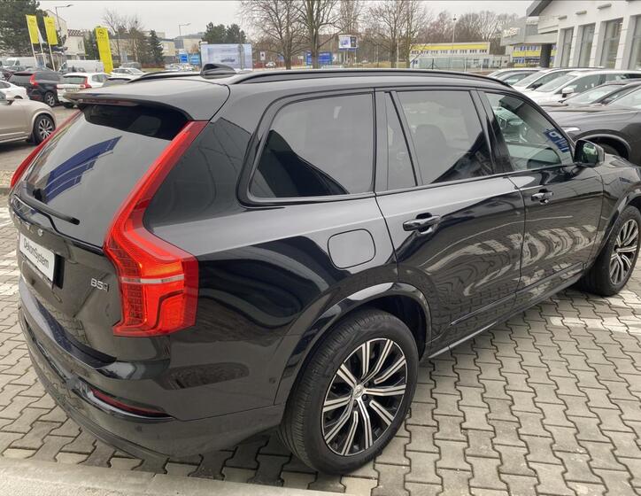 Volvo XC90 8