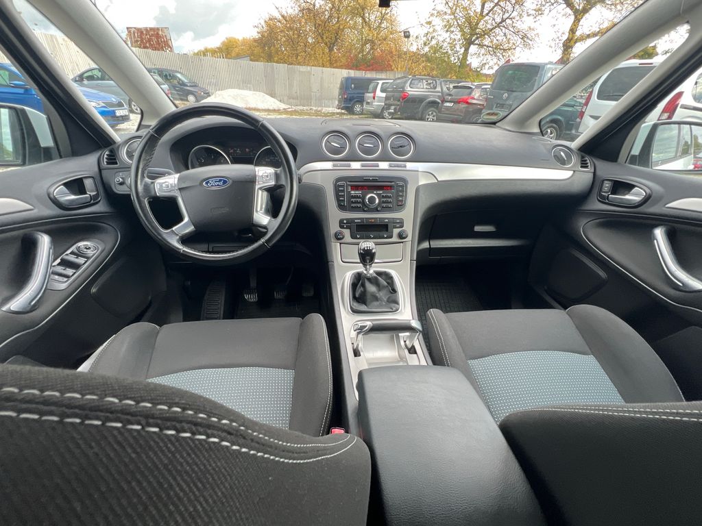 Ford S-MAX