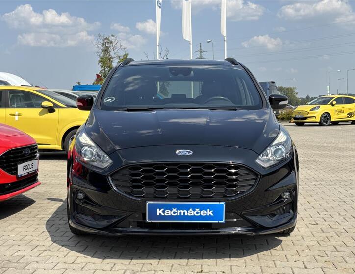 Ford S-MAX 8