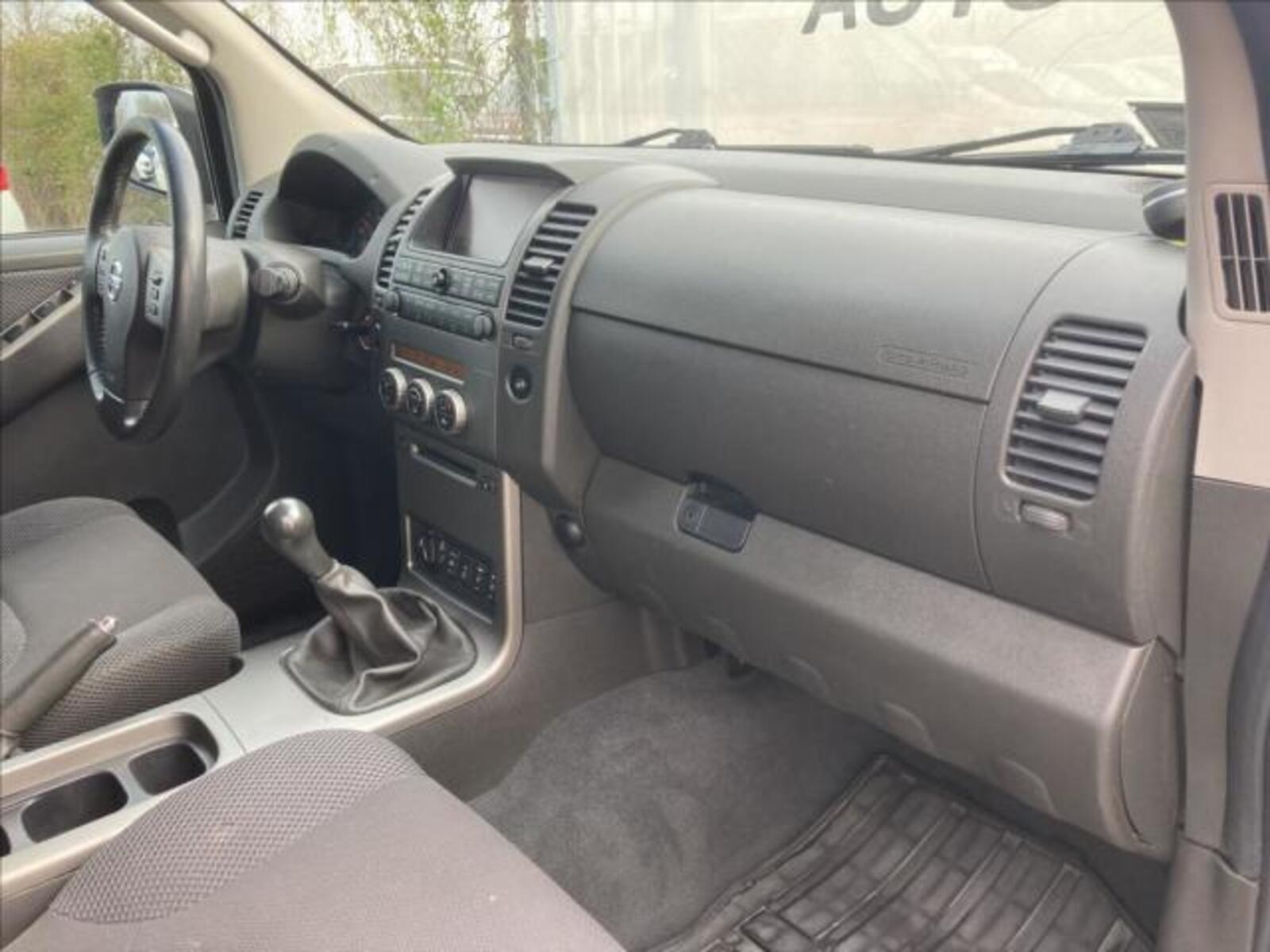 Nissan Navara 21