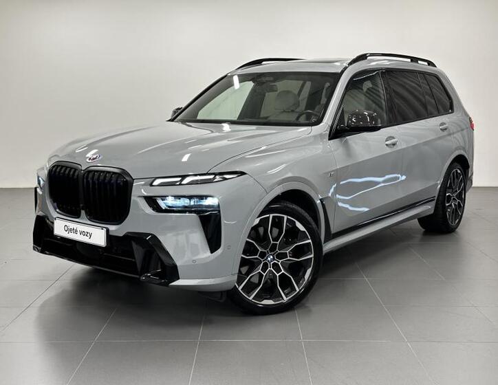 BMW X7 1