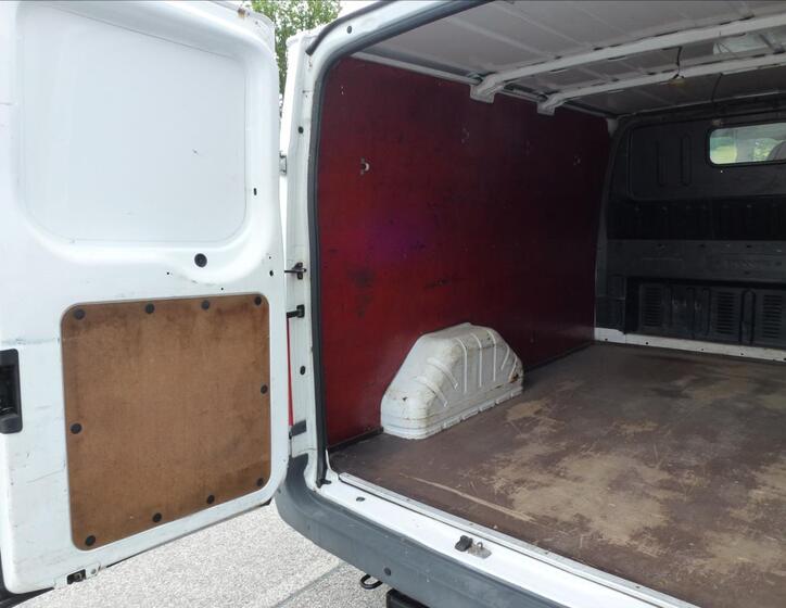 Ford Transit 18