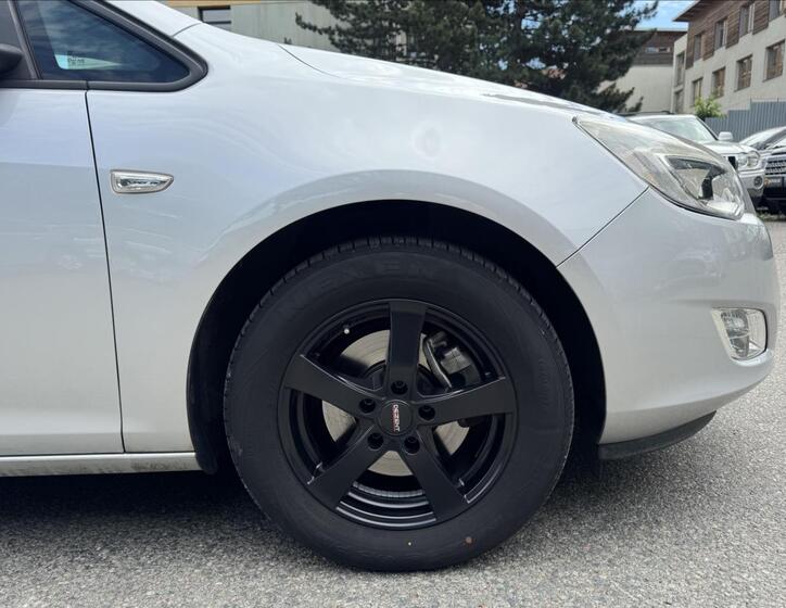 Opel Astra 18
