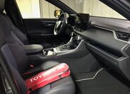 Toyota RAV4 13