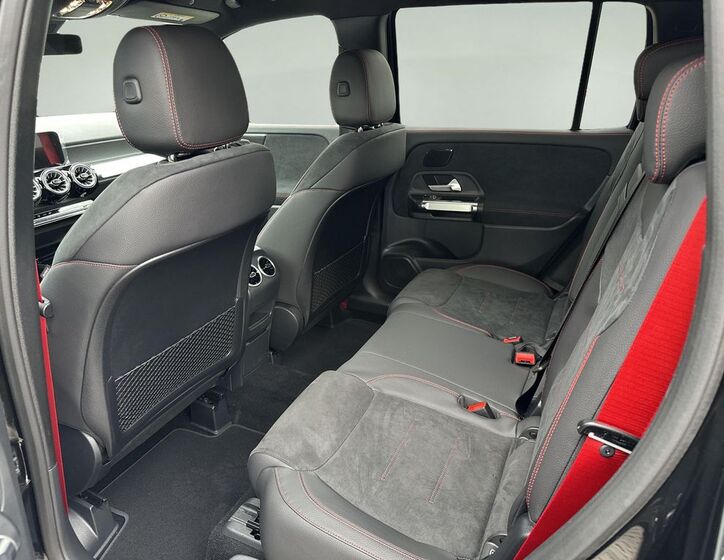 Mercedes-Benz GLB 14