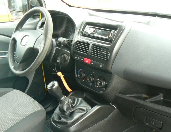 Fiat Dobló 12