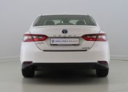 Toyota Camry 6