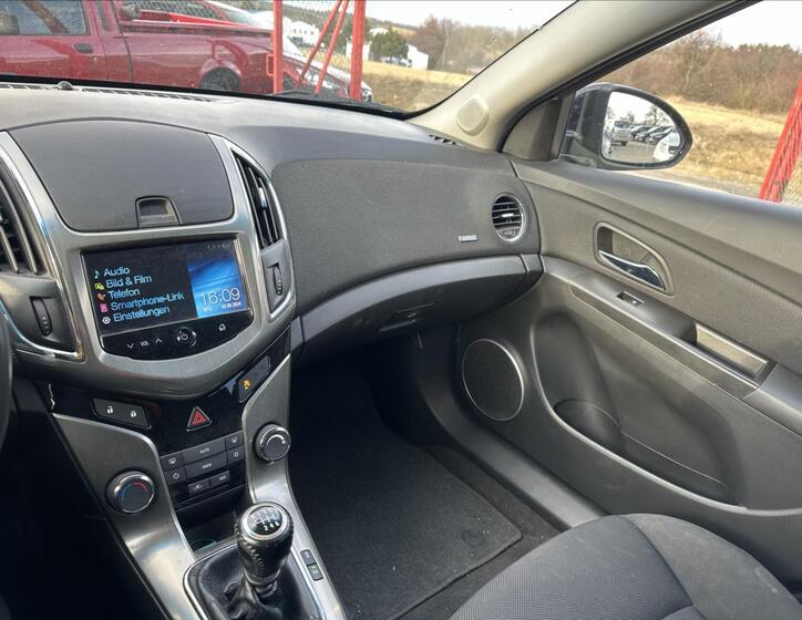 Chevrolet Cruze 11