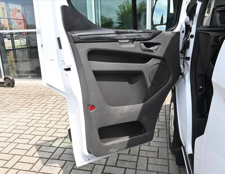 Ford Transit Custom 22