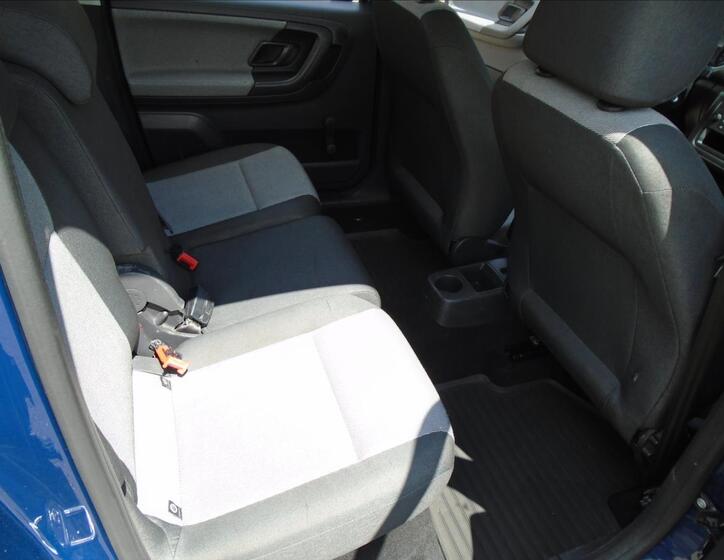 Škoda Roomster 16