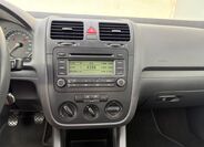 Volkswagen Golf 9