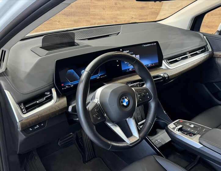 BMW Řada 2 11