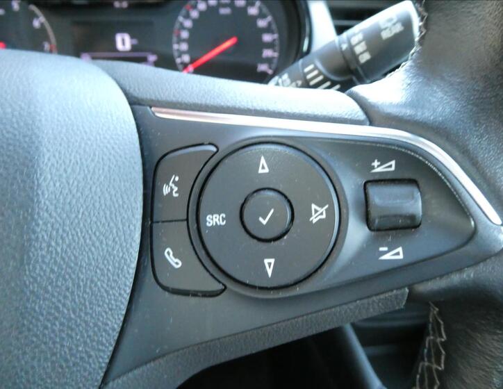 Opel Crossland X 30