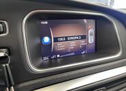 Volvo V40 8