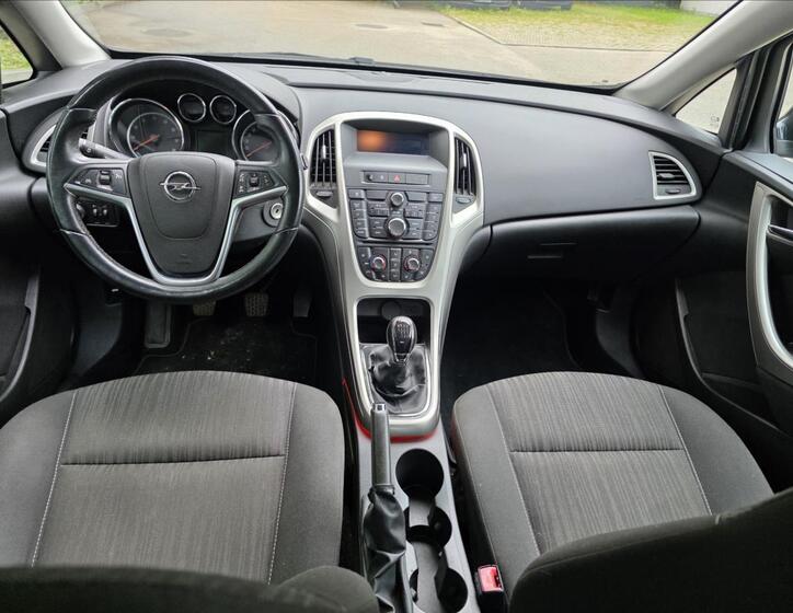 Opel Astra 17