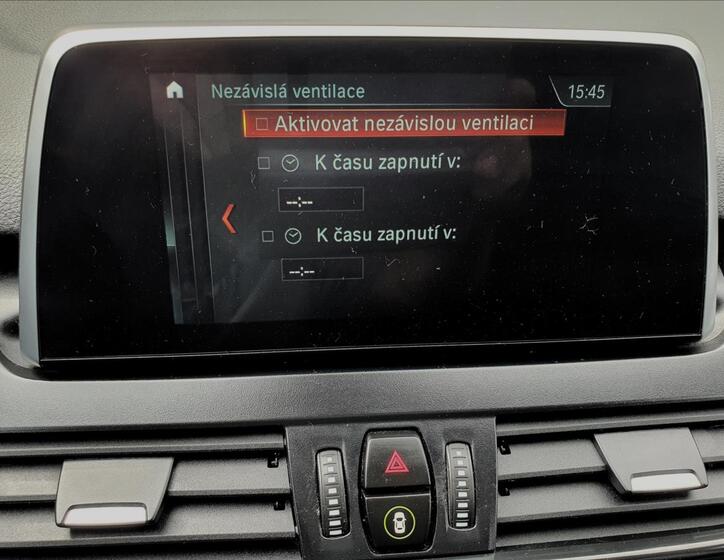 BMW Řada 2 27