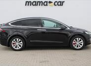 Tesla Model X 8