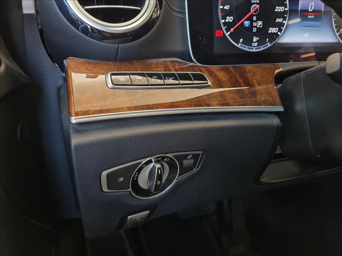 Mercedes-Benz Třídy E