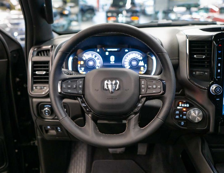 Dodge RAM 15