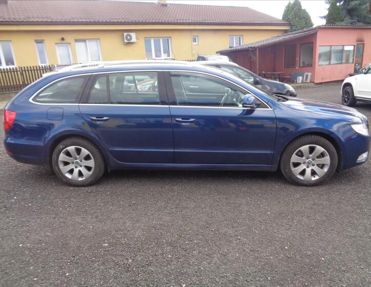 Škoda Superb 4