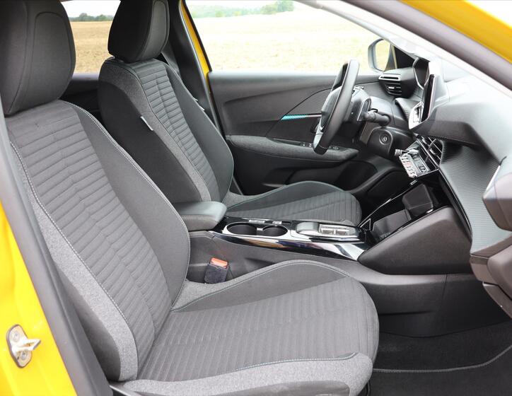 Peugeot 208 14