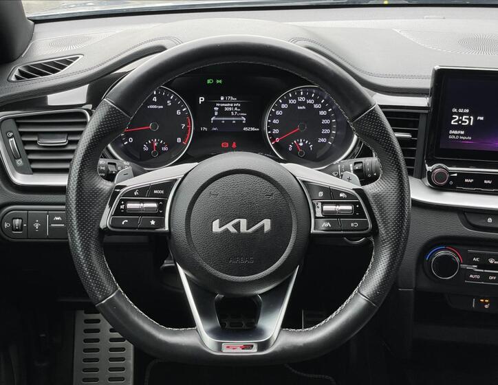 KIA ProCeed 8