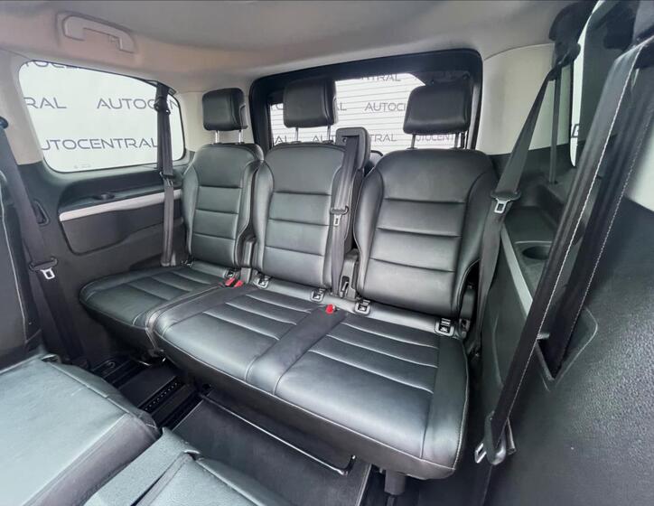 Peugeot Traveller 29