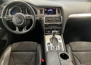 Audi Q7 5