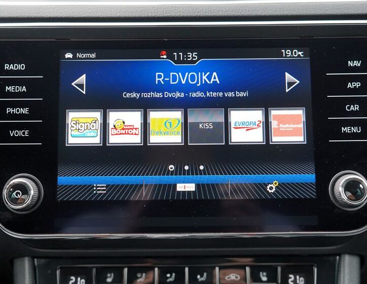 Škoda Superb 42