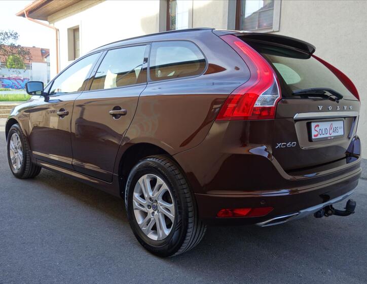 Volvo XC60 8