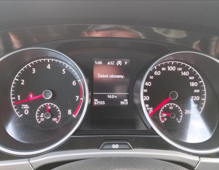 Volkswagen Touran 11