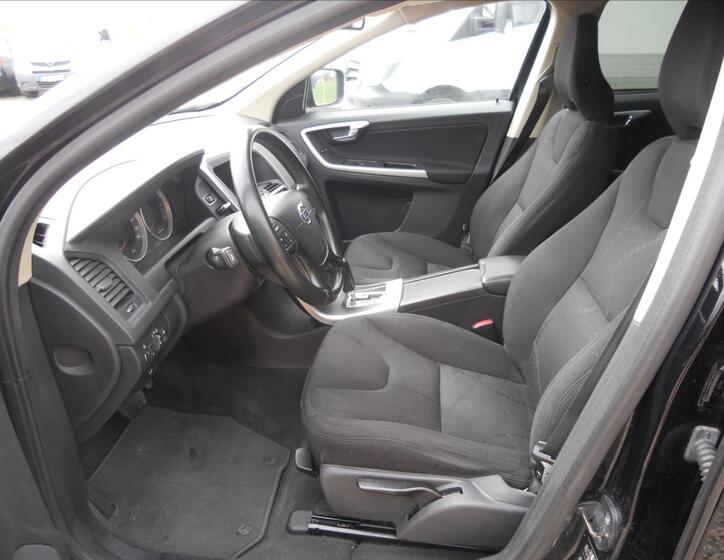 Volvo XC60 12