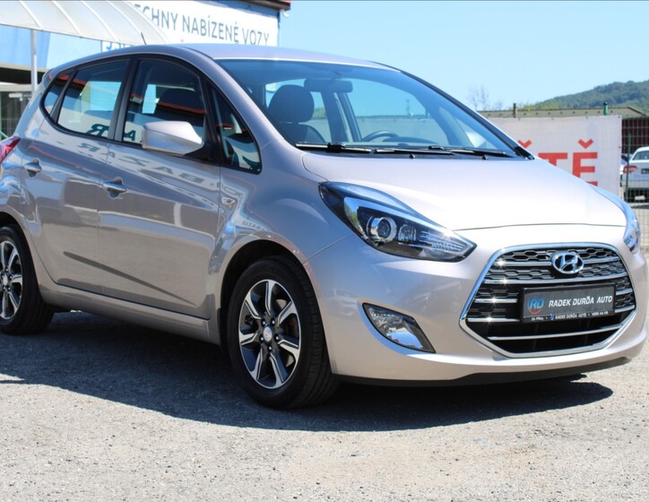 Hyundai ix20 3