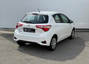 Toyota Yaris 6