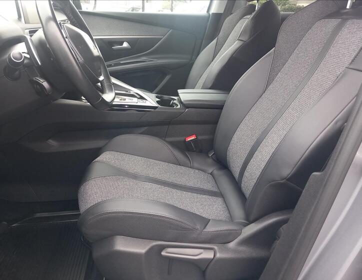 Peugeot 3008 16