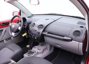 Volkswagen New Beetle 24
