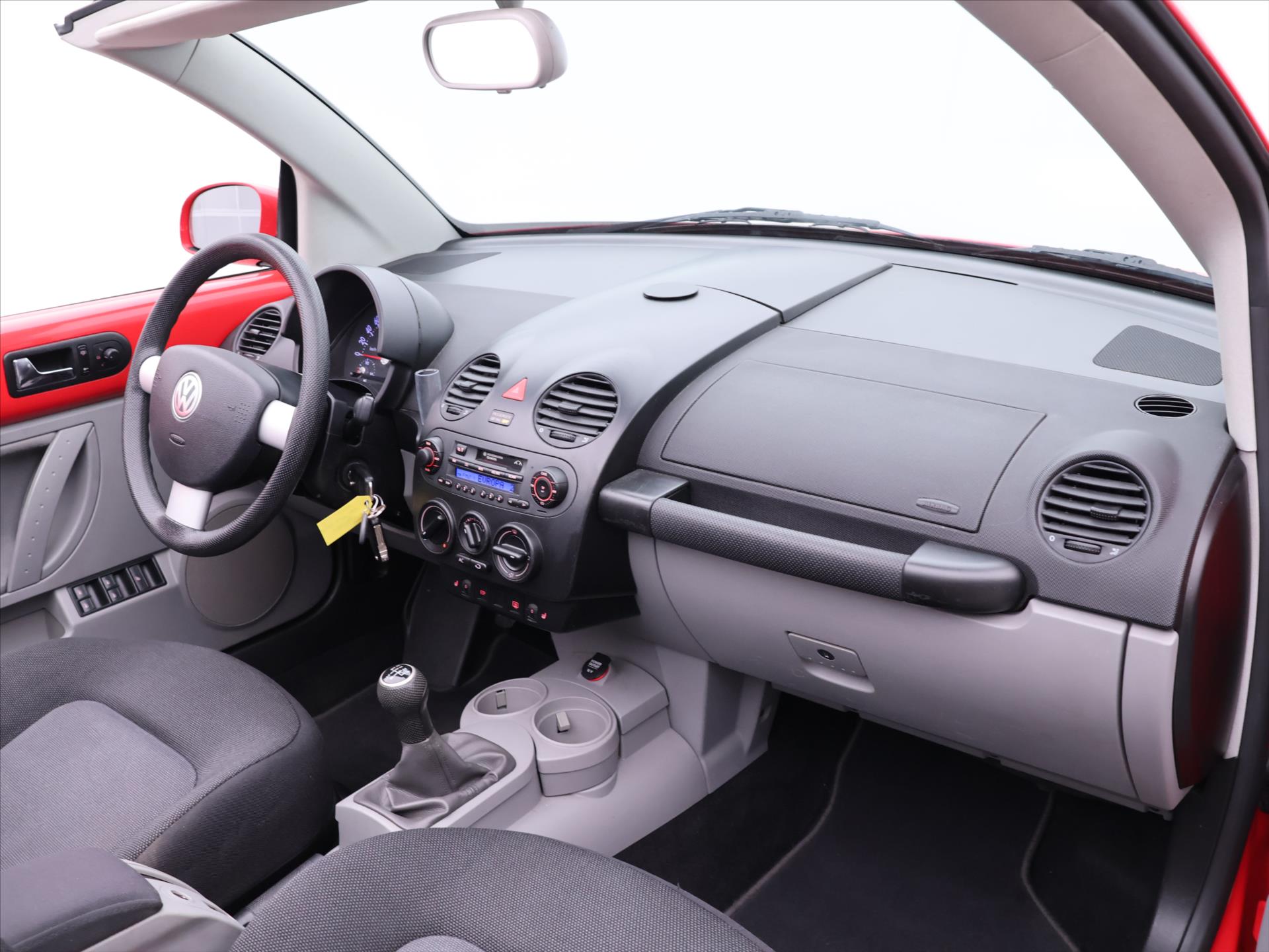 Volkswagen New Beetle
