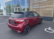 Toyota Yaris 2