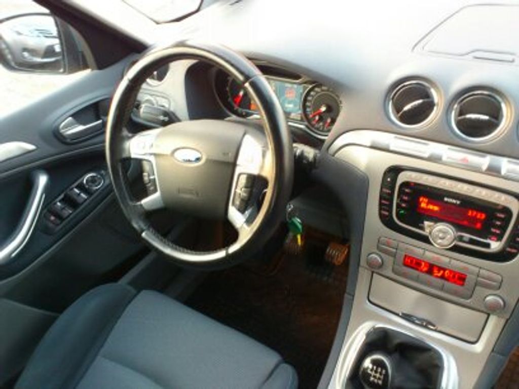 Ford S-MAX