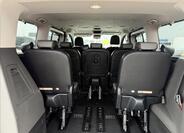 Ford Tourneo Custom 12