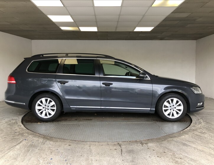 Volkswagen Passat 10