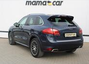 Porsche Cayenne 5